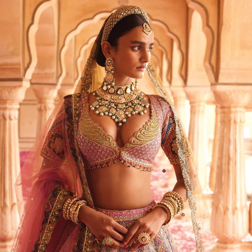 You've Seen Hundreds of Necklace Sets — But Nothing Quite Explains Why Polki Feels Different