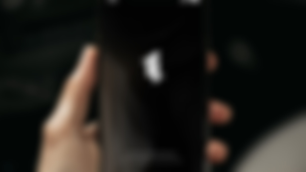 iPhone X/Xs/Max PSD Mockup