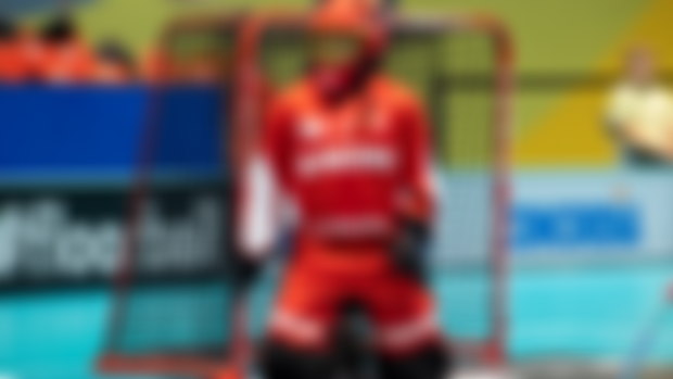 Floorball Goalkeeper Tips: Goalie Guide with Advice from Johan Rehn & Tiltu Siltanen