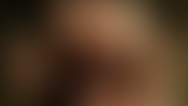Lara always finds time to perfect her various skills - alt angle bonus shots