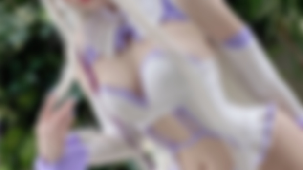 Emilia Backstages 