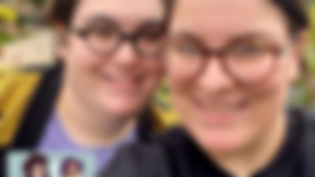 Ep 91 - Laura & Jeannine of Shiny Bright Doggo