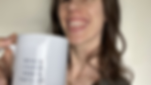 Come join me for a sleepy coffee chat with Cass! Let’s start the week sparkling and smiling! 